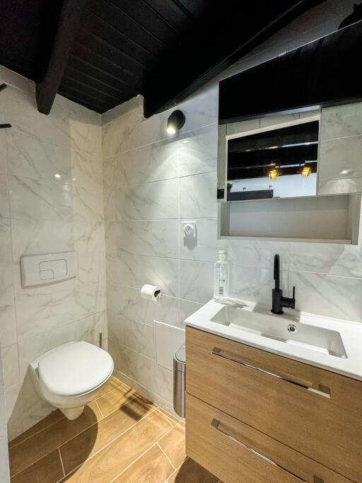 New: Calme Et Elegance *Face A La Gare*_Centrale Guingamp Ngoại thất bức ảnh